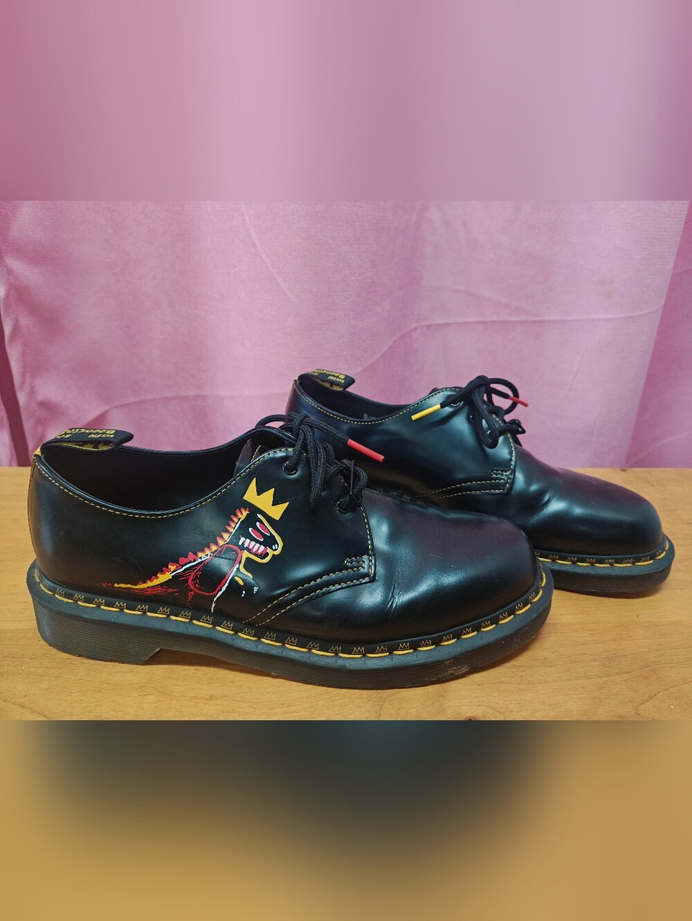 Dr Martens Jean Michel Basquiat Pez Dispenser Sz 10M/11L